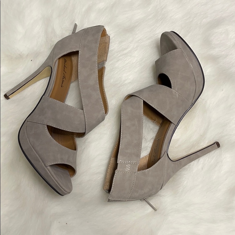 Taupe criss cross heels
